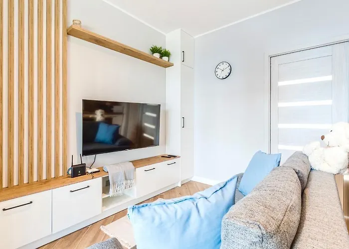 Nowe Rozewie 1 - Lynda Jastrzębia Góra