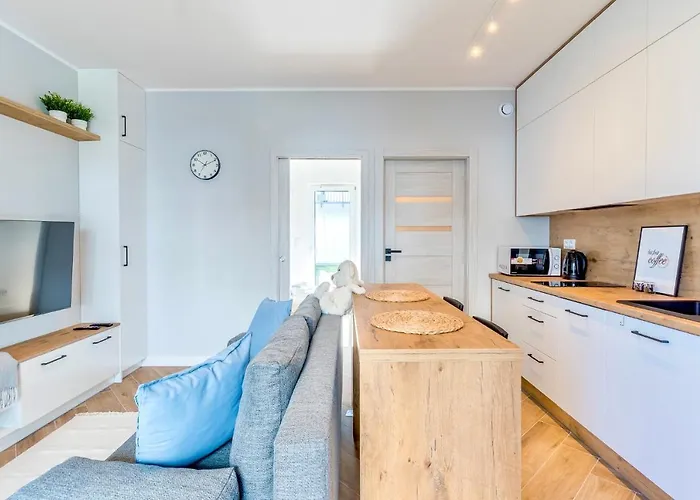 Nowe Rozewie 1 - Lynda * Jastrzębia Góra