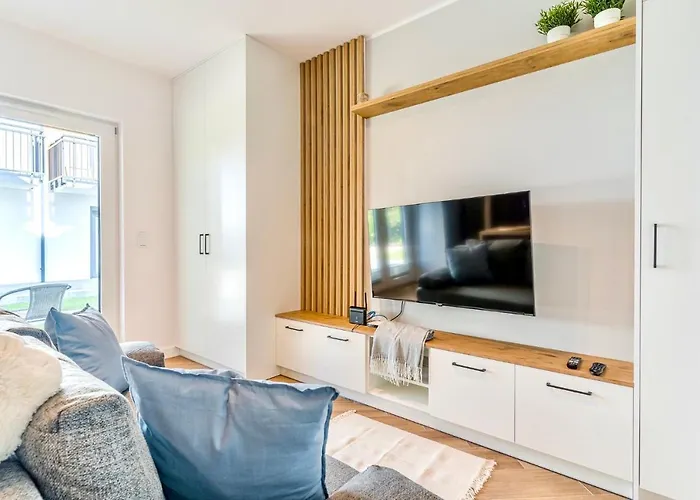 Nowe Rozewie 1 - Lynda * Jastrzębia Góra